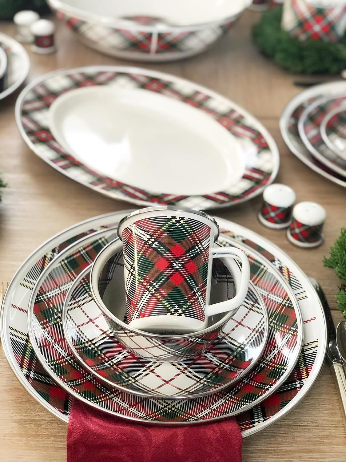image:imageGolden Rabbit Enamelware Oval Platter 12 x 16in Highland PlaidHighland Plaid